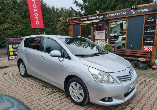 Toyota Verso cena 19900 przebieg: 282000, rok produkcji 2012 z Kęty małe 254
